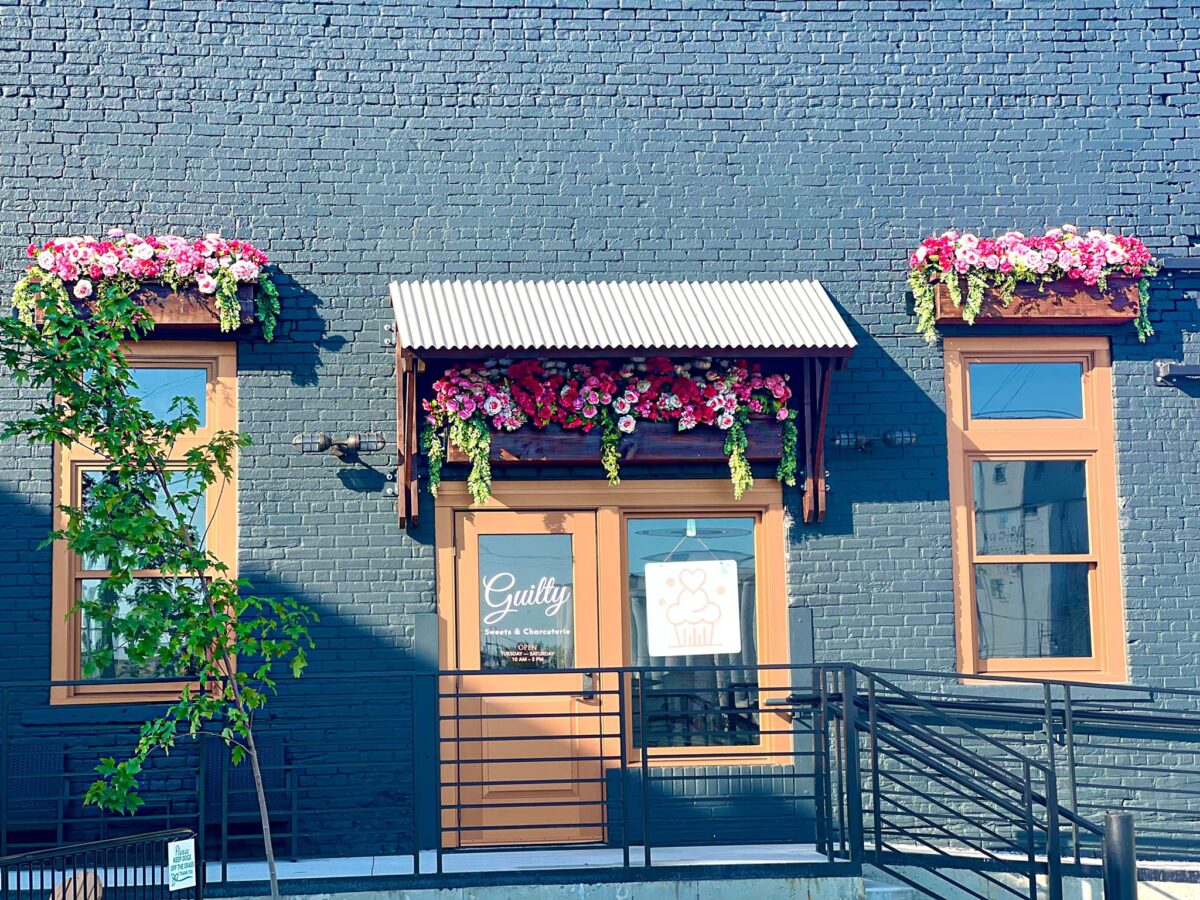 Guilty Sweets & Charcuterie SavorMinot